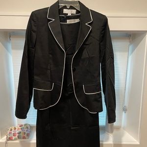 Womens suit - Tahari